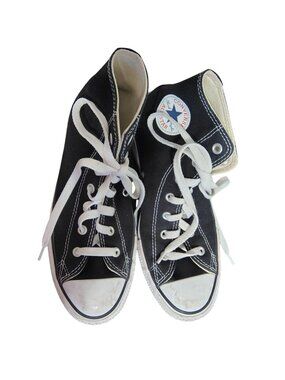 Converse Size 5 Women's Chuck Taylor Black and White Shoes Sneakers Hi Tops